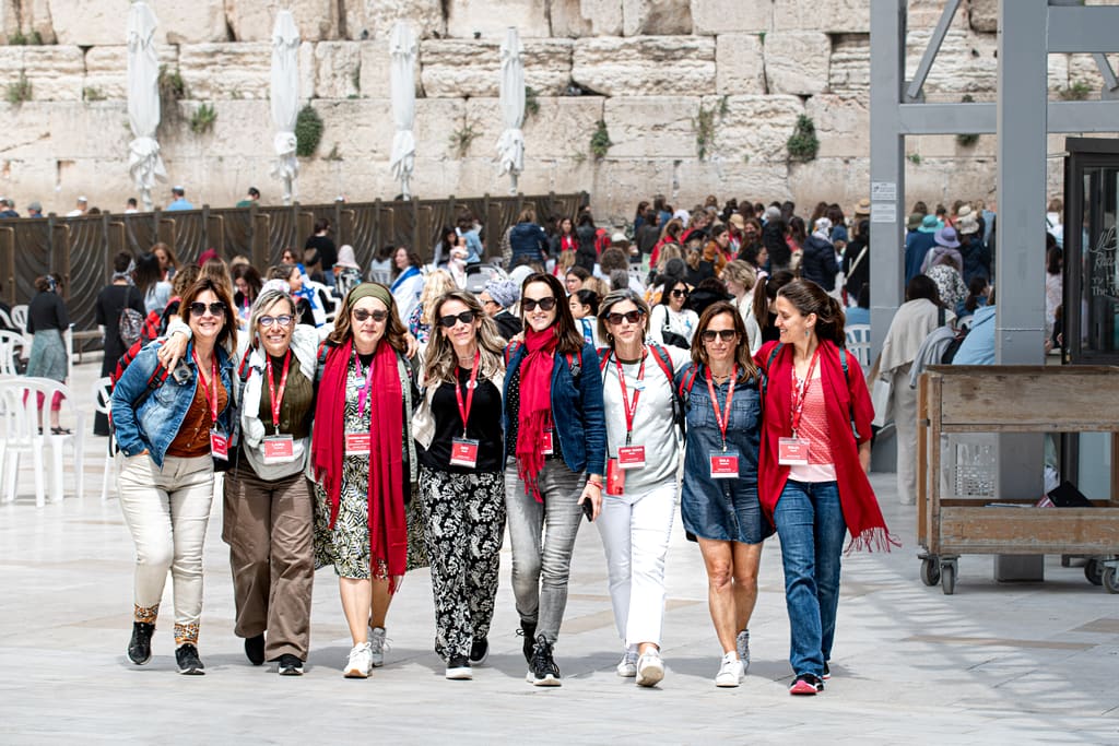 Jewish mothers experiencing Jerusalem together on a Momentum journey